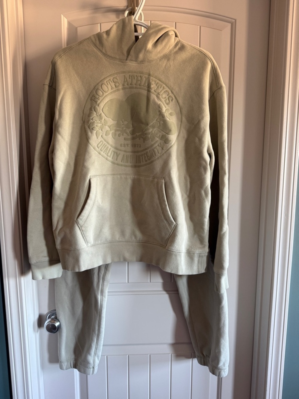 Roots Organic Original Hoodie & Sweatpants - Medium